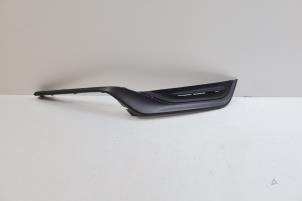 Used Front bumper overrider, left Volvo V60 I (FW/GW) 1.6 DRIVe Price € 40,00 Margin scheme offered by Auto Demontage Elferink B.V.