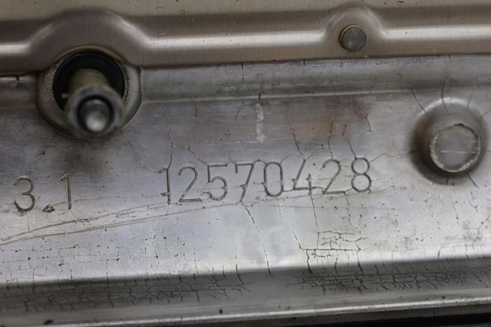 Ventildeckel van een Saab 9-7X 5.3i V8 AWD 2007