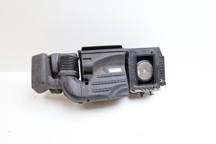Gebrauchte Luftfiltergehäuse Volvo V50 (MW) 2.4i 20V Preis € 40,00 Margenregelung angeboten von Auto Demontage Elferink B.V.