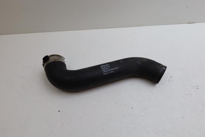 Gebrauchte Intercooler Schlauch Volvo XC40 (XZ) 2.0 T4 Geartronic 16V Preis € 50,00 Margenregelung angeboten von Auto Demontage Elferink B.V.