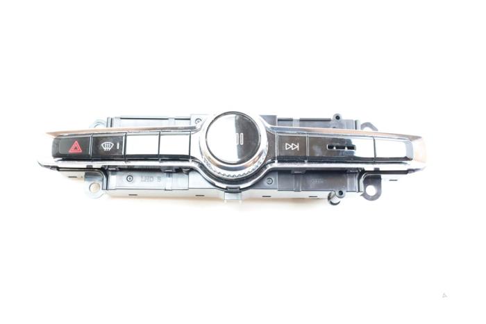 Używane Przelacznik Volvo XC40 (XZ) 2.0 T4 Geartronic 16V Cena € 50,00 Procedura marży oferowane przez Auto Demontage Elferink B.V.