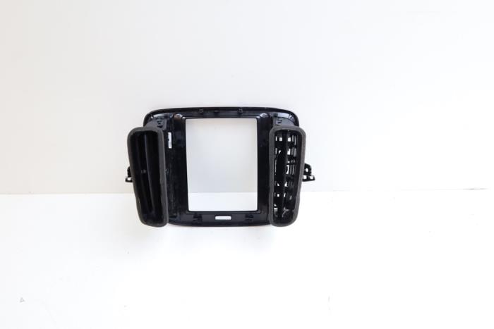 Dashboard vent Volvo XC40 2.0 T4 Geartronic 16V - 31442628