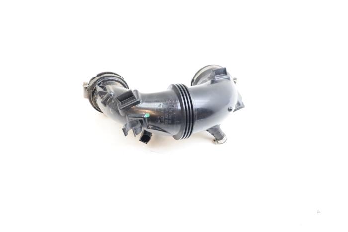 Gebrauchte Intercooler Rohr Mercedes GLC (X253) 2.0 260 16V 4-Matic Preis € 50,00 Margenregelung angeboten von Auto Demontage Elferink B.V.