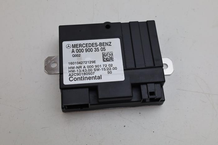 Usagé Module pompe carburant Mercedes GLC (X253) 2.0 260 16V 4-Matic Prix € 35,00 Règlement à la marge proposé par Auto Demontage Elferink B.V.
