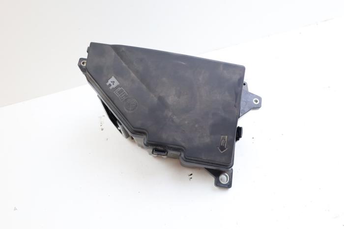 Usagé Divers Volvo V60 II (ZW) 2.0 D3 16V Prix € 40,00 Règlement à la marge proposé par Auto Demontage Elferink B.V.