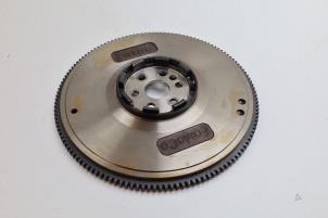 Usados Volante de inercia Volvo V70 (BW) 1.6 T4 16V Precio € 125,00 Norma de margen ofrecido por Auto Demontage Elferink B.V.