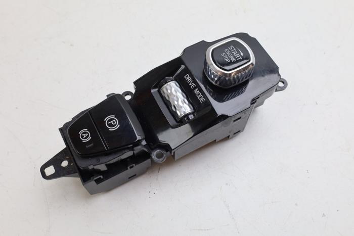 Gebrauchte Handbremse Schalter Volvo S60 III (ZS) 2.0 T5 16V Preis € 50,00 Margenregelung angeboten von Auto Demontage Elferink B.V.