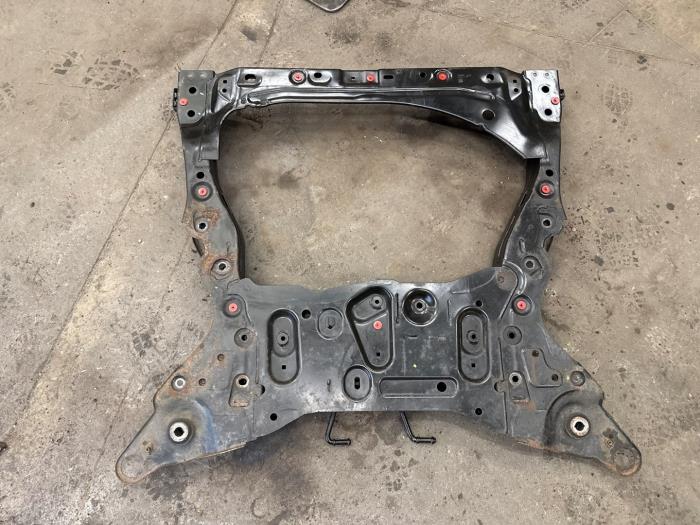 Usagé Faux châssis Volvo S60 III (ZS) 2.0 T5 16V Prix € 350,00 Règlement à la marge proposé par Auto Demontage Elferink B.V.
