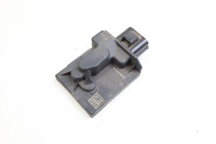 Usagé Module pompe carburant Volvo V60 II (ZW) 2.0 T6 16V Twin Engine Prix € 50,00 Règlement à la marge proposé par Auto Demontage Elferink B.V.