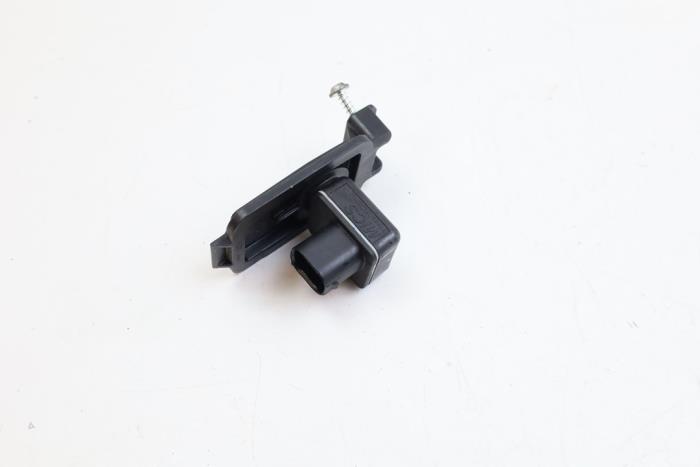 Begagnade Innetemperatursensor Volvo V60 II (ZW) 2.0 T6 16V Twin Engine Pris € 50,00 Marginaltabell erbjuds av Auto Demontage Elferink B.V.