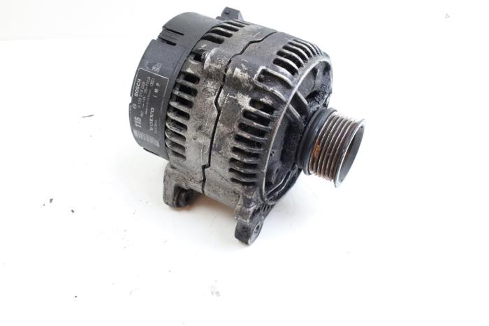 Usagé Dynamo Volvo 850 Estate 2.5 TDI Prix € 75,00 Règlement à la marge proposé par Auto Demontage Elferink B.V.