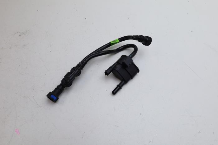 Usagé Evap clapet Lynk &amp; Co 01 1.5 PHEV Prix € 125,00 Règlement à la marge proposé par Auto Demontage Elferink B.V.