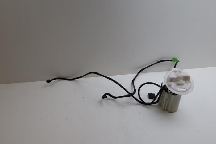 Usagé Pompe à carburant Mercedes E (C207) E-250 CDI,BlueTEC,d 16V Prix € 75,00 Règlement à la marge proposé par Auto Demontage Elferink B.V.