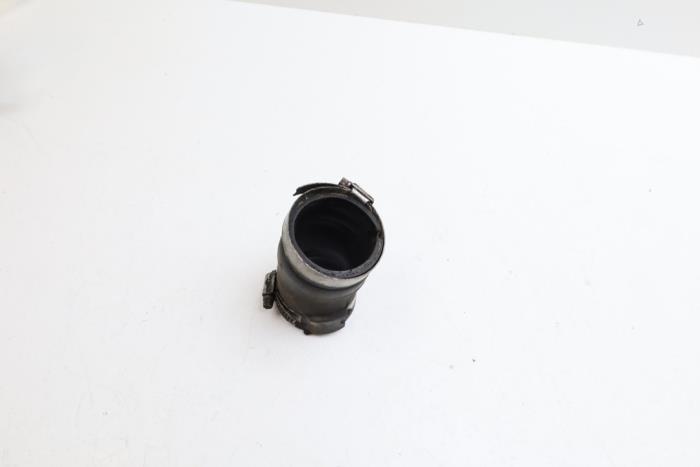 Gebrauchte Intercooler Schlauch Saab 9-3 II (YS3F) 1.8t 16V Preis € 35,00 Margenregelung angeboten von Auto Demontage Elferink B.V.