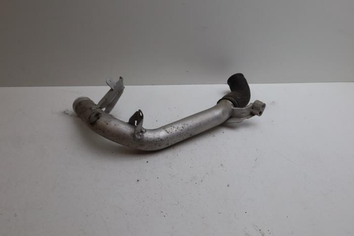 Gebrauchte Intercooler Rohr Volvo XC90 II 2.0 T8 16V Twin Engine AWD Preis € 75,00 Margenregelung angeboten von Auto Demontage Elferink B.V.