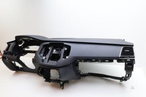 Panel z Volvo XC90 II 2.0 T8 16V Twin Engine AWD 2015