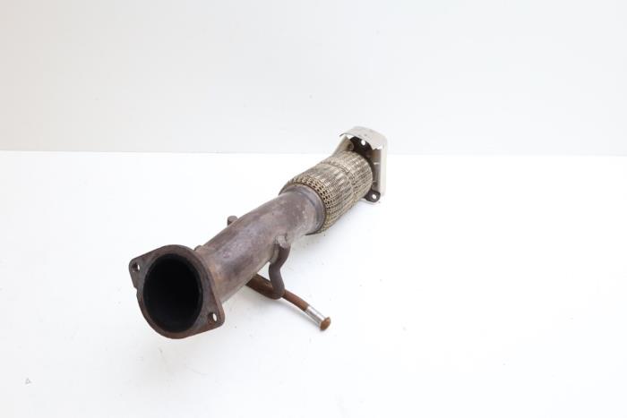Used Exhaust front section Volvo XC60 II (UZ) 2.0 T5 16V Price € 35,00 Margin scheme offered by Auto Demontage Elferink B.V.