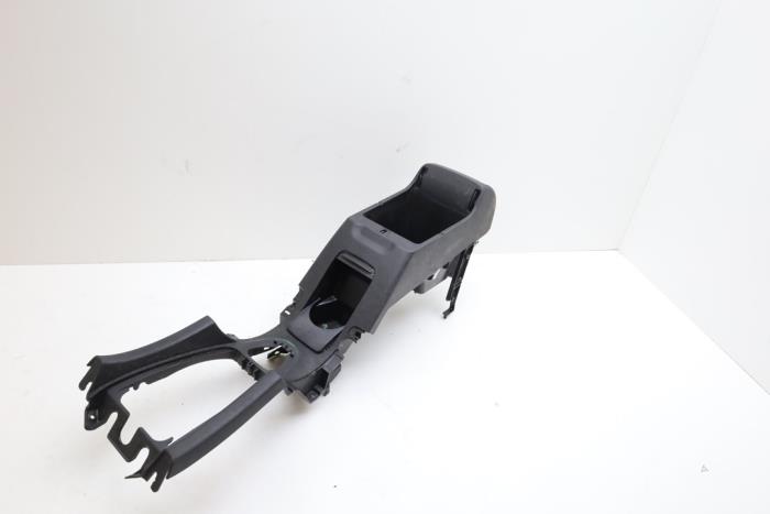 Usagé Console centrale Saab 9-3 II (YS3F) 2.0t 16V Prix € 40,00 Règlement à la marge proposé par Auto Demontage Elferink B.V.