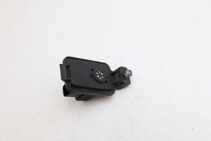 Begagnade Innetemperatursensor Volvo XC60 II (UZ) 2.0 T5 16V Pris € 40,00 Marginaltabell erbjuds av Auto Demontage Elferink B.V.