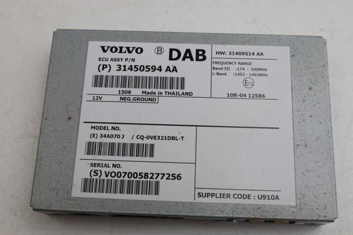 Usados Módulo DAB Volvo XC60 I (DZ) 2.4 D4 20V AWD Precio € 50,00 Norma de margen ofrecido por Auto Demontage Elferink B.V.