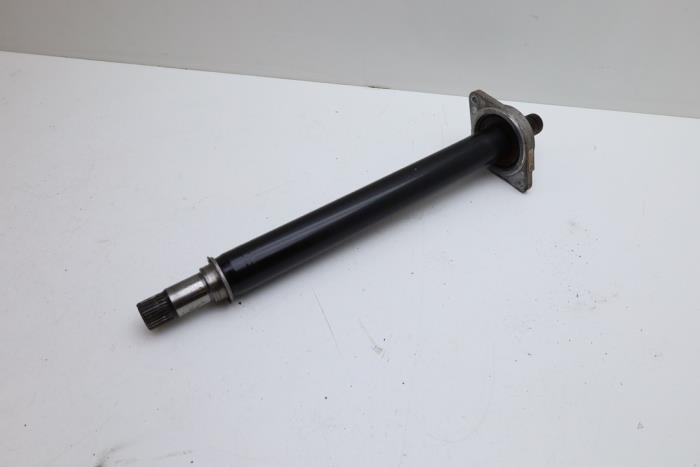 Intermediate shaft from a Mercedes-Benz A (W176) 1.5 A-180 CDI, A-180d 16V 2013