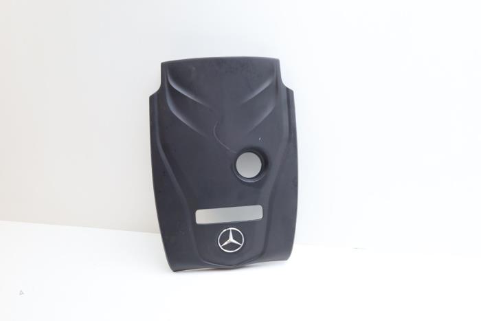 Gebrauchte Abdeckblech Motor Mercedes C (W205) C-180 1.6 16V Preis € 50,00 Margenregelung angeboten von Auto Demontage Elferink B.V.