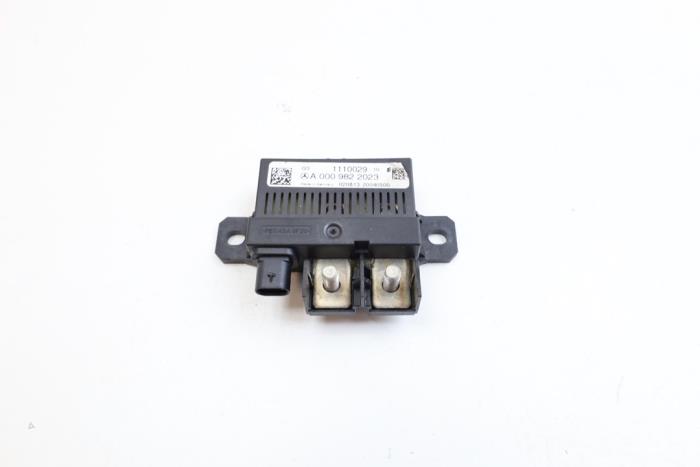 Gebrauchte Start/Stop Relais Mercedes A (W176) 1.5 A-180 CDI, A-180d 16V Preis € 75,00 Margenregelung angeboten von Auto Demontage Elferink B.V.