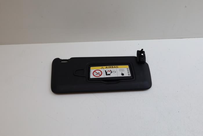 Begagnade Solskydd Mercedes A (W176) 1.5 A-180 CDI, A-180d 16V Pris € 40,00 Marginaltabell erbjuds av Auto Demontage Elferink B.V.