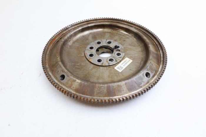 Gebrauchte Starterkranz Mercedes C (W205) C-180 1.6 16V Preis € 50,00 Margenregelung angeboten von Auto Demontage Elferink B.V.