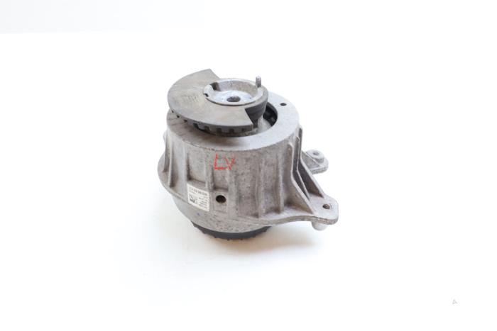 Used Engine mount Mercedes C (W205) C-180 1.6 16V Price € 30,00 Margin scheme offered by Auto Demontage Elferink B.V.