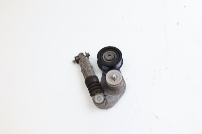 Usados Tensor correa múltiple Volvo V70 (BW) 2.0 T 16V Precio € 25,00 Norma de margen ofrecido por Auto Demontage Elferink B.V.