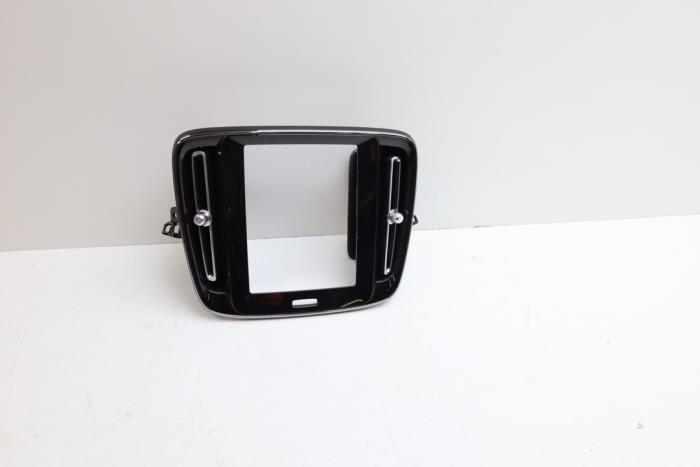 Dashboard vent Volvo XC40 Single Motor Extended Range 82 kWh - 31442628