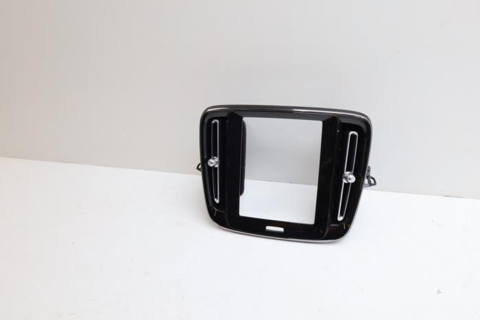 Dashboard vent Volvo XC40 Single Motor Extended Range 82 kWh - 31442628