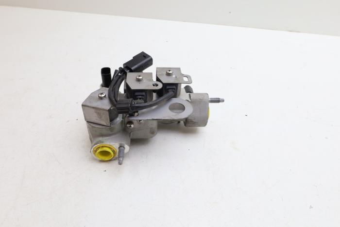 Begagnade AC-ventilhus Volvo XC40 (XZ) Single Motor Extended Range 82 kWh Pris € 225,00 Marginaltabell erbjuds av Auto Demontage Elferink B.V.