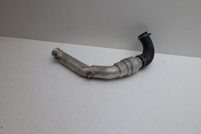 Gebrauchte Intercooler Rohr Volvo C70 (MC) 2.0 D3 20V Preis € 50,00 Margenregelung angeboten von Auto Demontage Elferink B.V.