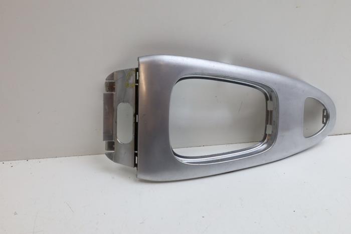 Gebrauchte Abdeckplatte sonstige Saab 9-3 II (YS3F) 1.9 TiD 16V Preis € 40,00 Margenregelung angeboten von Auto Demontage Elferink B.V.