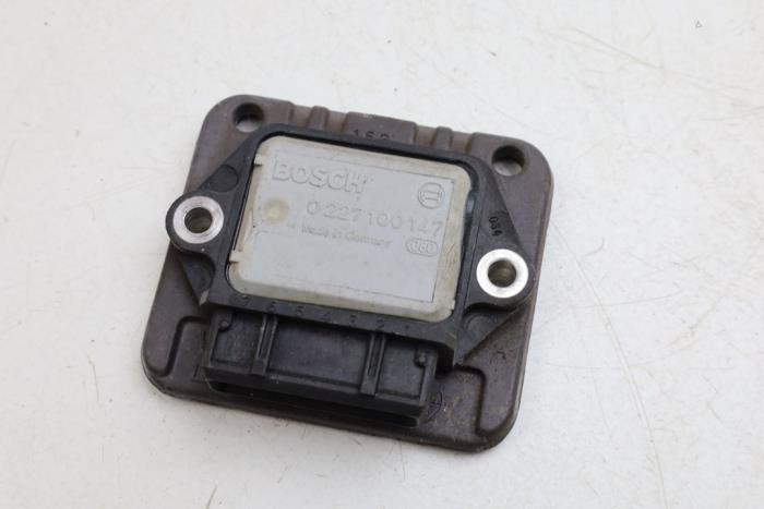 Usados Módulo de encendido Saab 900 I 2.0 i S (Low Pressure Turbo) Precio € 50,00 Norma de margen ofrecido por Auto Demontage Elferink B.V.