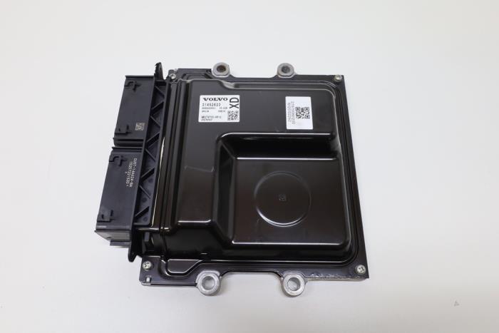 Used Injection computer Volvo V70 (BW) 2.0 D4 16V Price € 125,00 Margin scheme offered by Auto Demontage Elferink B.V.