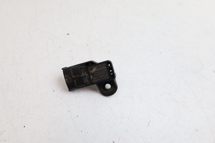 Begagnade MAP-sensor (insugsrör) Volvo XC60 II (UZ) 2.0 T8 16V Hybrid Polestar AWD Pris € 35,00 Marginaltabell erbjuds av Auto Demontage Elferink B.V.