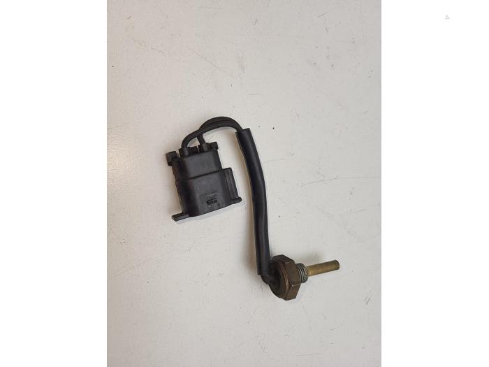 Used Engine temperature sensor Volvo S40 Price € 25,00 Margin scheme offered by Auto Demontage Elferink B.V.