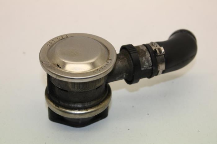 Gebrauchte AGR Ventil Saab 9-5 (YS3E) 3.0 t V6 24V Preis € 50,00 Margenregelung angeboten von Auto Demontage Elferink B.V.