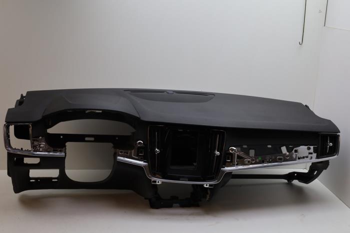 Używane Panel Volvo V60 II (ZW) 2.0 T6 16V Twin Engine Cena € 1.250,00 Procedura marży oferowane przez Auto Demontage Elferink B.V.