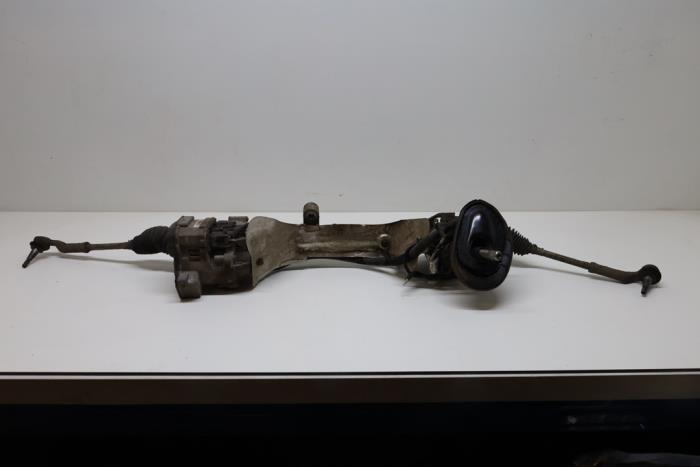 Gebrauchte Lenkgetriebe Volvo V40 (MV) 1.6 D2 Preis € 200,00 Margenregelung angeboten von Auto Demontage Elferink B.V.
