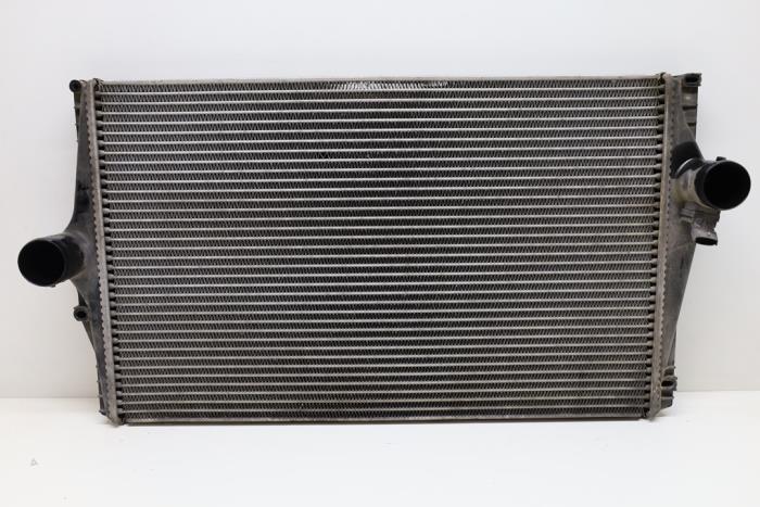 Usagé Intercooler Volvo XC90 I 2.5 T 20V Prix € 50,00 Règlement à la marge proposé par Auto Demontage Elferink B.V.