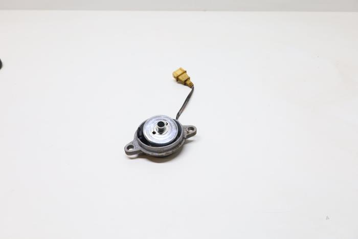 Begagnade Kamaxelsensor Volvo S70 2.5 10V Pris € 35,00 Marginaltabell erbjuds av Auto Demontage Elferink B.V.