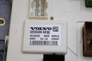 Central electronic Modul van een Volvo V60 II (ZW) 2.0 T4 16V 2019