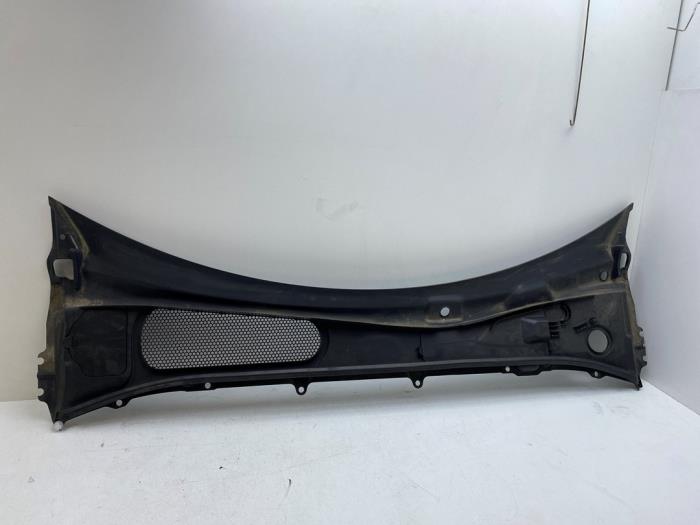 Używane Parawan Volvo V60 II (ZW) 2.0 T4 16V Cena € 75,00 Procedura marży oferowane przez Auto Demontage Elferink B.V.