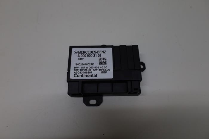 Usagé Module pompe carburant Mercedes CLA (117.3) 1.6 CLA-180 16V Prix € 35,00 Règlement à la marge proposé par Auto Demontage Elferink B.V.