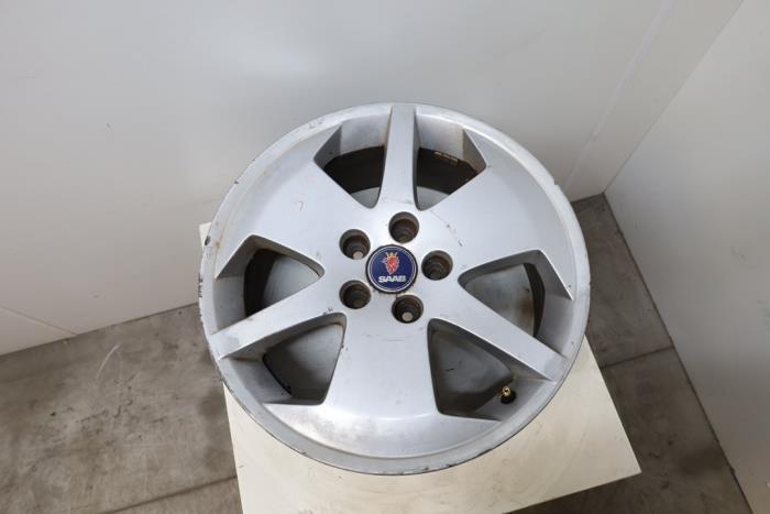 Używane Obrecz Saab 9-5 Estate (YS3E) 2.3t 16V Cena € 75,00 Procedura marży oferowane przez Auto Demontage Elferink B.V.