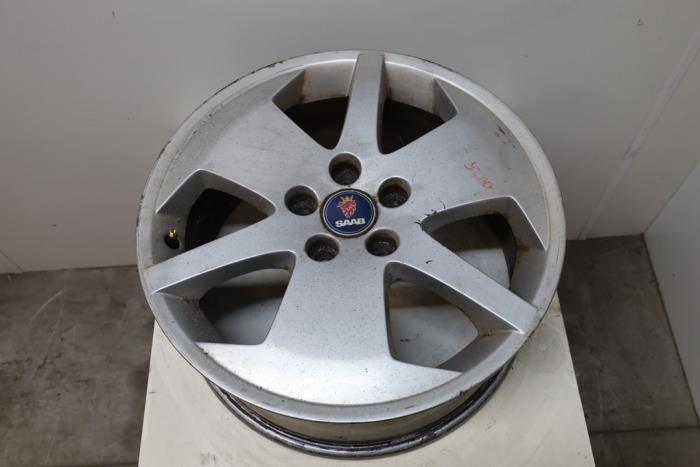 Używane Obrecz Saab 9-5 Estate (YS3E) 2.3t 16V Cena € 65,00 Procedura marży oferowane przez Auto Demontage Elferink B.V.